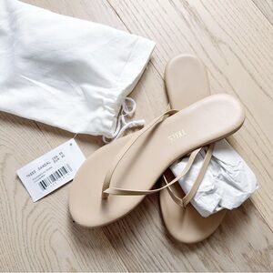 Tkees sandal matte cocobutter us6 eur37(feel like 36)// us9 eur40(feel like39)